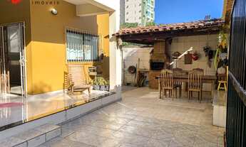 Imagem 7: Um recanto próximo ao Centro de Guarapari. Casa Duplex com duas frentes composta de 3 quar