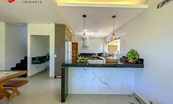 Imagem 7: EXCELENTE CASA COM 3 DORMITÓRIOS, SUÍTE, AMPLAS SALAS, QUINTAL ESPAÇOSO E EXCELENTE ACABAM