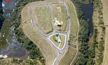 Imagem 4: RESERVA AMARY - TERRENO À VENDA NO CONDOMÍNIO FECHADO COM BEACH CLUBE EXCLUSIVO DE FRENTE