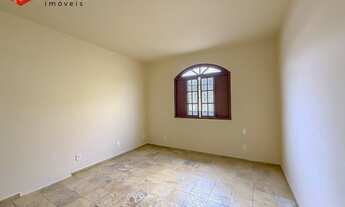 Imagem 3: OPORTUNIDADE! CASA À VENDA COM 3 QUARTOS (2 SUÍTES), EM LOCALIZAÇÃO TRANQUILA, PRÓXIMA A S