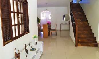 Imagem 6: Excelente casa duplex, 8 quartos, sendo 4 suítes, com possibilidades para sede de empresa