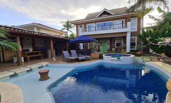 Imagem 1: Maravilhosa casa 5 suítes, Área Gourmet, piscina e jacuzzi, 200 m da Praia, Vilas do Atlâ