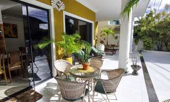 Imagem 7: Excelente casa 5 suítes, quartos com closet e varanda, em condomínio fechado em Vilas do A