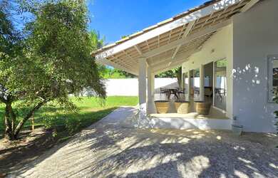 Imagem 6: Maravilhosa casa Duplex, 4 suítes, Área verde ampla, Árvores Frutíferas, integrada com a n