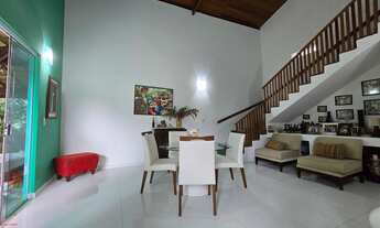 Imagem 2: Excelente casa Duplex, 3 quartos, sendo 2 suítes, terreno amplo com árvores frutíferas , B