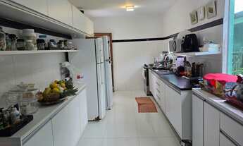 Imagem 4: Excelente casa Duplex, 3 quartos, sendo 2 suítes, terreno amplo com árvores frutíferas , B