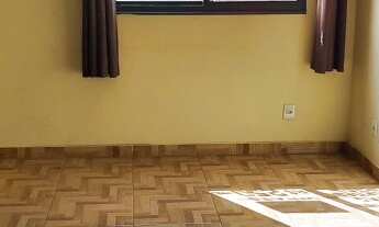 Imagem 2: Ótimo apartamento de dois dormitórios e duas vagas em região prospera. Oportunidade. Custo