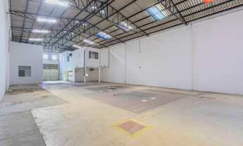 Imagem 4: Galpão para alugar, bairro floresta, em Porto Alegre, RS, localizado junto a entrada e saí