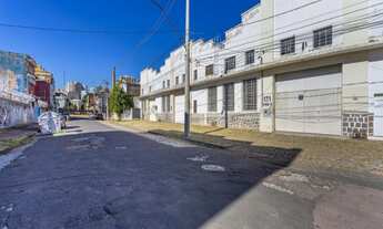 Imagem 2: Galpão para alugar, bairro floresta, em Porto Alegre, RS, localizado junto a entrada e saí