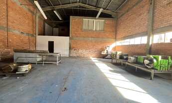Imagem 5: Pavilhão para Locação em Canoas-RS - Bairro Industrial 1 Sala, 2 Banheiros, 6 Vagas de Ga