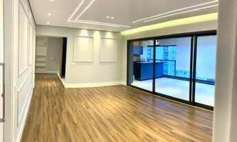 Imagem 2: Luxuoso apartamento de 4 quartos e 2 suítes à venda em Pinheiros, São Paulo-SP: 163m², 5 b