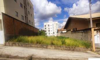 Imagem: Terreno no Loteamento Green Ville / Poços