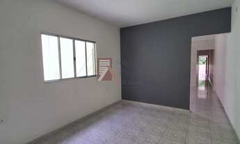 Imagem 2: Casa para locação no Parque Centenário com 02 dormitórios, sala, cozinha, banheiro e lavan