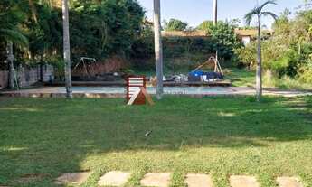 Imagem 5: Chácara a venda na região do Caxambu com um salão para festas no térreo, com churrasqueira