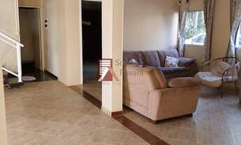 Imagem 4: Chácara a venda na região do Caxambu com um salão para festas no térreo, com churrasqueira