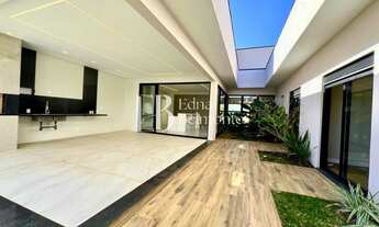 Imagem 3: Casa TÉRREA com 4 suítes com closet para venda no Condomínio Terras da Alvorada a Medeiros