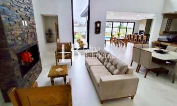 Imagem 2: Casa de Alto Padrão TÉRREA nova e recém construída no condomínio Terra Caxambu em Jundiaí