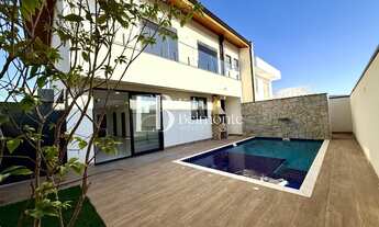 Imagem: Casa para venda com 4 suítes em condomínio