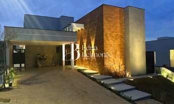 Imagem: Casa Térrea de Alto Padrão à Venda