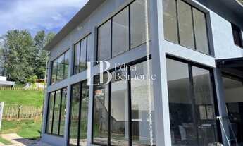 Imagem 4: Charmosa Casa/Sobrado em Terreno de 1.000 m² para Venda no condomínio Terra do Caxambu - J