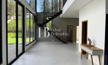 Imagem: Charmosa Casa/Sobrado em Terreno de 1.000