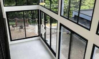 Imagem 3: Charmosa Casa/Sobrado em Terreno de 1.000 m² para Venda no condomínio Terra do Caxambu - J