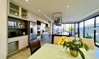 Imagem 3: Casa de Alto Padrão com 4 Suítes no Condomínio Reserva Marajoara - Jundiaí/SP