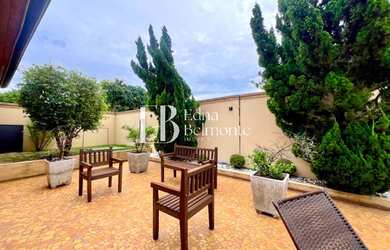 Imagem 4: Imponente Sobrado Estilo Mediterrâneo com 4 Quartos e 349m² de Área Construída no Condomín