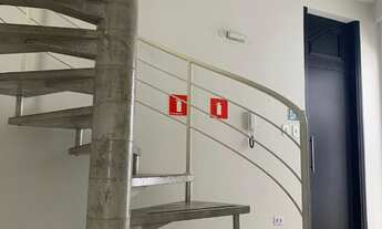 Imagem 3: ? Fornecimento da Eletropaulo é de baixa tensão no sistema delta com neutro 230/115 V trif