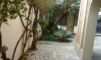 Imagem 6: 9 dormitórios na Rua Dos Tamanás