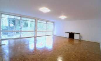 Imagem 2: Rua Itabaquara , Pacaembu: Casa com 4 dormitórios com armários, sendo uma suíte e um quart