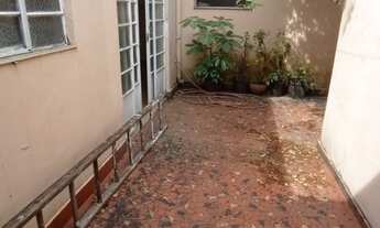 Imagem 7: Casa à venda em Pinheiros, Encantadora Residência de 120m² em Pinheiros: Seu Novo Lar