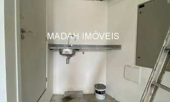 Imagem 5: Oportunidade única de locação! Localizada em uma região de grande movimentação e visibilid