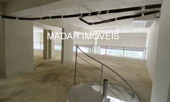 Imagem 7: Oportunidade única de locação! Localizada em uma região de grande movimentação e visibilid