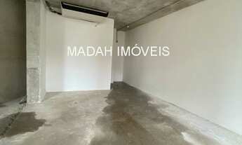 Imagem 4: Oportunidade única de locação! Localizada em uma região de grande movimentação e visibilid