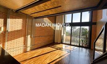 Imagem 5: Enha se encantar com este incrível apartamento duplex localizado no prestigiado CONDOMÍNIO