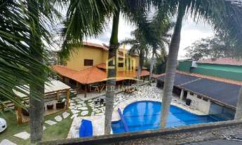 Imagem: Chácara de Alto Padrão, localizada no