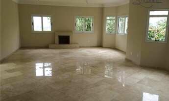 Imagem: Imóvel de luxo em condomínio fechado