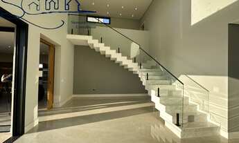 Imagem 5: Casa de alto padrão em condomínio no Residencial Tamboré com 3 suítes e 5 vagas de garagem