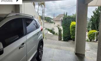 Imagem 5: Excelente casa em condomínio fechado, muito arborizada com jardim e uma linda vista para P