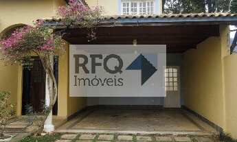 Imagem: Linda casa em Atibaia com um salão bem