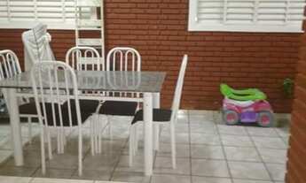 Imagem 4: 2 dormitórios, 1 banheiros, 2 vagas na garagem, 200M² de Área Total