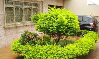 Imagem: 4 dormitórios, 2 suíte, 1 banheiros, 4