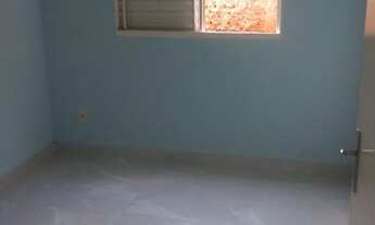 Imagem 4: 2 dormitórios, 1 banheiros, 1 vaga na garagem, 45M² de Área Construída