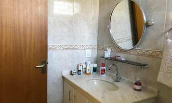 Imagem 4: CASA IMPECÁVEL COM TRÊS SUÍTES - VILA HARMONIA / JARDIM DAS ROSEIRAS - EXCELENTE LOCALIZAÇ