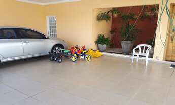 Imagem 2: CASA A VENDA COM TRÊS SUÍTES E PISCINA - VILA HARMONIA - ARARAQUARA