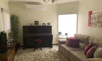 Imagem 7: 3 dormitórios, 3 suíte, 1 banheiros, 2 vagas na garagem