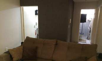 Imagem 5: 2 dormitórios, 1 banheiros, 1 vaga na garagem, 46M² de Área Construída