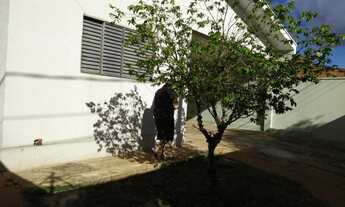 Imagem 5: 2 dormitórios, 1 banheiros, 2 vagas na garagem