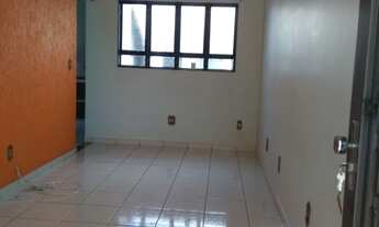 Imagem 4: 2 dormitórios, 1 banheiros, 2 vagas na garagem